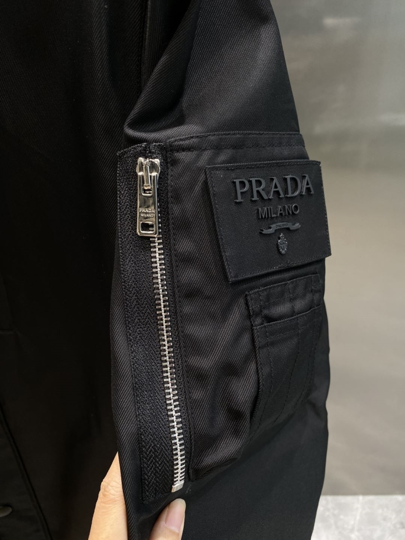 Pra*a outwear